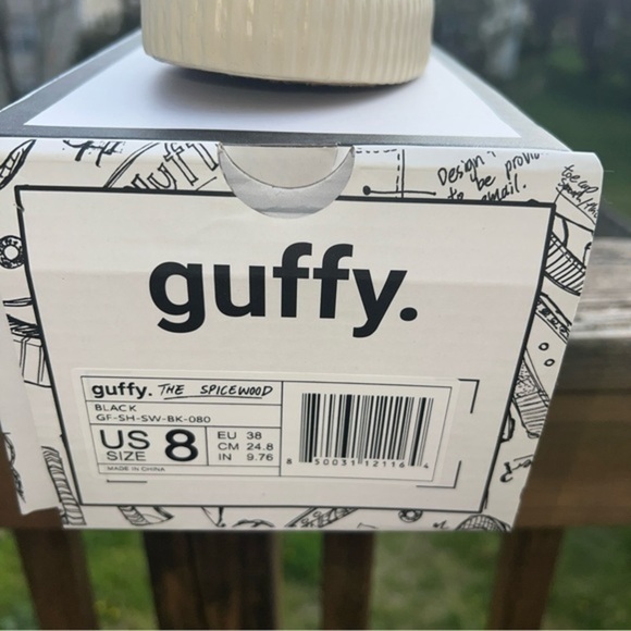 New With Box Guffy's Womens Black Sneaker Size 8 🔥🔥 - Picture 2 of 5